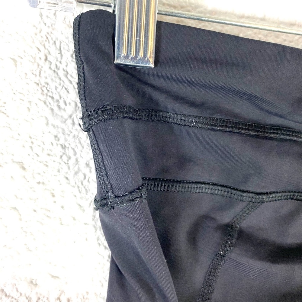 Lululemon Black Pace Crop Leggings SZ 4 - Picture 3 of 5